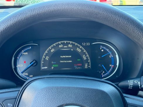 Used 2023 Toyota RAV4 XLE image 26