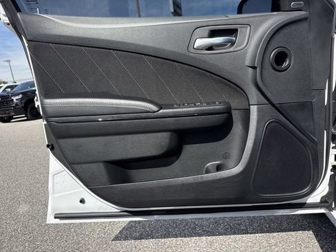 Used 2023 Dodge Charger SXT w/ Blacktop Package image 33