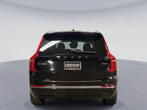 Used 2023 Volvo XC90 B6 Plus w/ Protection Package Premier AWD/4WD image 11