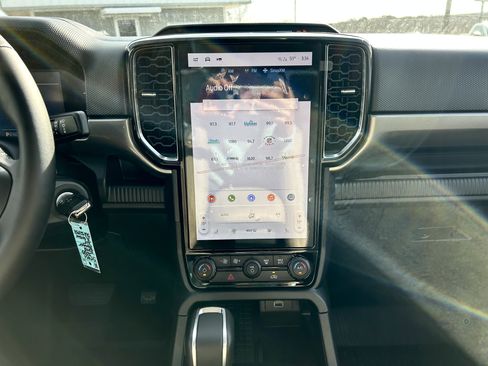 Used 2025 Ford Ranger XLT w/ Equipment Group 301A High image 17