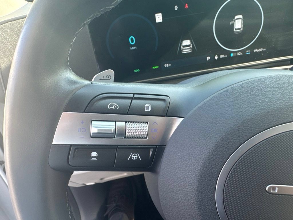 Used 2024 Hyundai Kona SEL FWD image 10