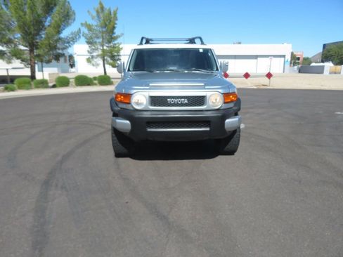 Used 2007 Toyota FJ Cruiser 4WD image 11
