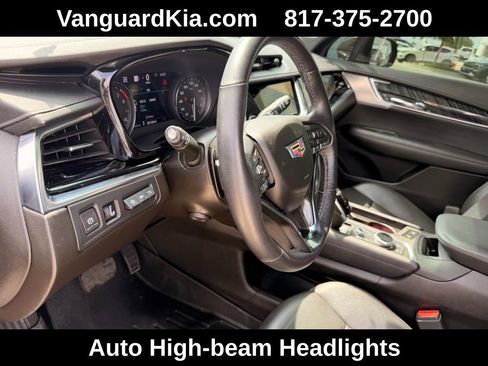 Used 2023 Cadillac XT6 Premium Luxury w/ Technology Package image 14