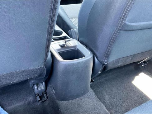 Used 2024 Nissan Versa S FWD image 32