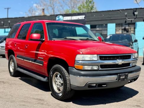Used 2001 Chevrolet Tahoe LT w/ LT Preferred Equipment Group AWD/4WD image 1