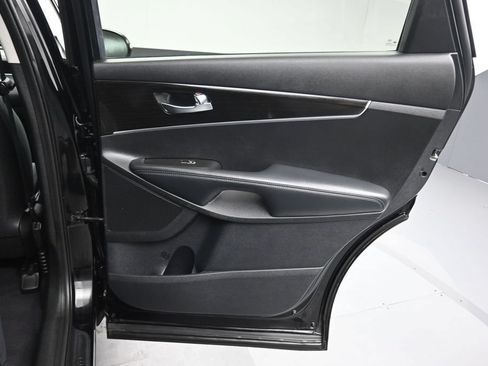 Used 2019 Kia Sorento S AWD/4WD image 41