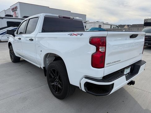 Used 2022 Chevrolet Silverado 1500 Custom image 5