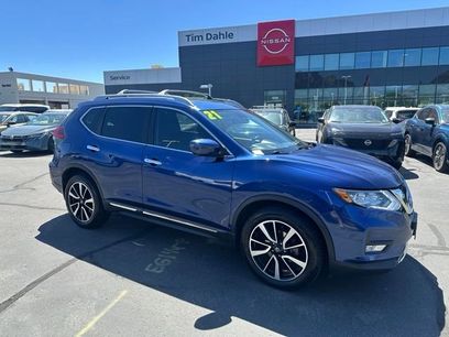 Used 2020 Nissan Rogue SL w/ Premium Package
