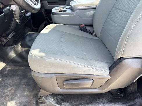 Used 2014 RAM 2500 Tradesman w/ Power & Remote Entry Group image 9