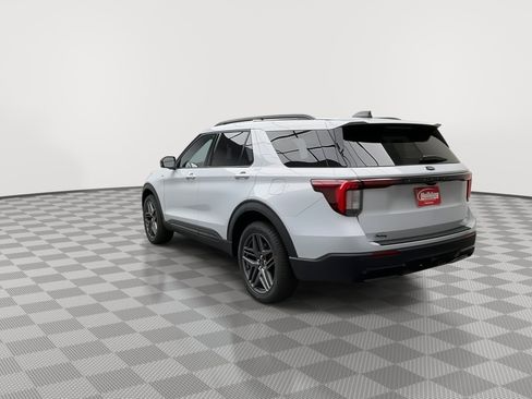 Used 2026 Ford Explorer ST-Line w/ ST-Line Street Pack AWD/4WD image 43