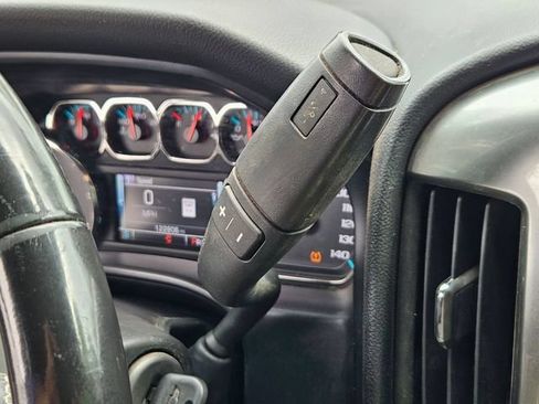 Used 2017 Chevrolet Silverado 1500 LT w/ Texas Edition RWD image 13