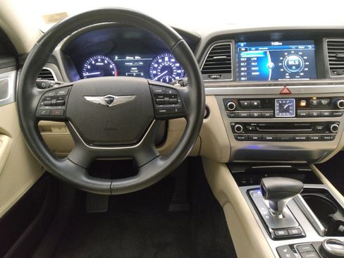 Used 2018 Genesis G80 3.8 w/ Option Group 03 image 22