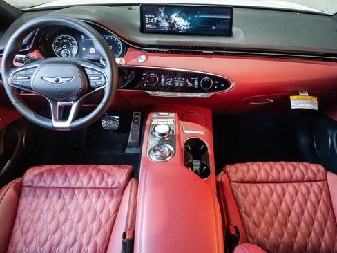 Used 2025 Genesis GV70 3.5T Sport w/ Sport Advanced Package image 15