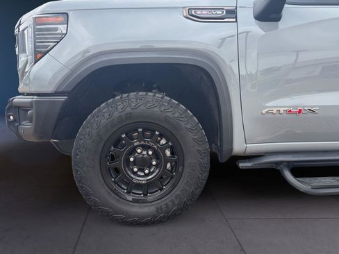 Used 2024 GMC Sierra 1500 AT4X w/ AT4X AEV Edition AWD/4WD image 14
