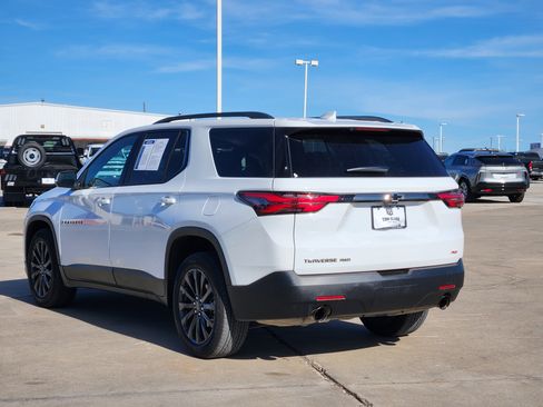 Certified 2023 Chevrolet Traverse RS w/ LPO, Floor Liner Package image 5