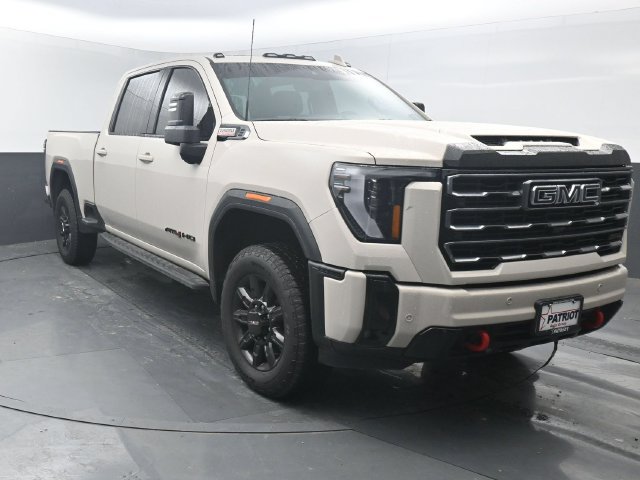 Used 2026 GMC Sierra 2500 AT4 w/ AT4 Premium Plus Package AWD/4WD image 32