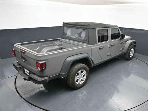 Used 2021 Jeep Gladiator Sport AWD/4WD image 37