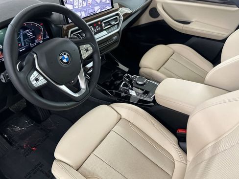 Used 2023 BMW X3 xDrive30i w/ Premium Package image 11