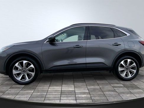 Used 2023 Ford Escape Platinum image 8