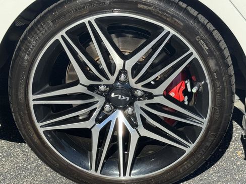 Used 2022 Kia Stinger GT2 w/ Red Interior Color Package image 13