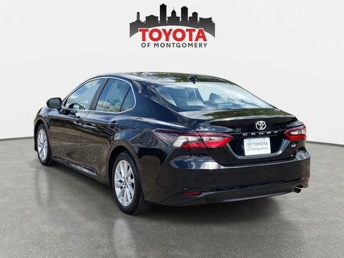 Used 2024 Toyota Camry LE w/ Convenience Package image 5