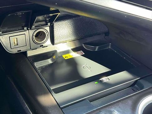 Certified 2023 Toyota Camry XLE image 32