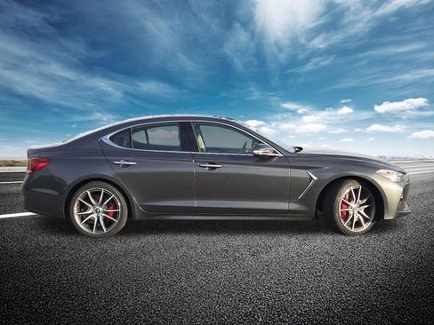 Used 2020 Genesis G70 3.3T w/ Prestige Package image 22