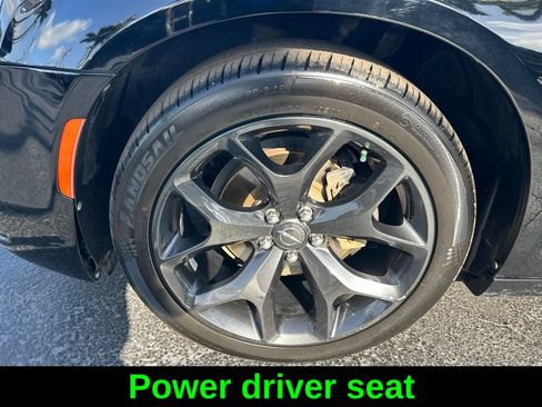 Used 2021 Chrysler 300 Touring w/ Sport Appearance Package RWD image 19