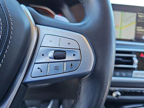 Certified 2022 BMW X7 xDrive40i w/ Premium Package image 20