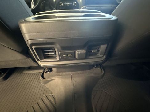 Used 2021 Chevrolet Silverado 1500 LT Trail Boss w/ Convenience Package II AWD/4WD image 22
