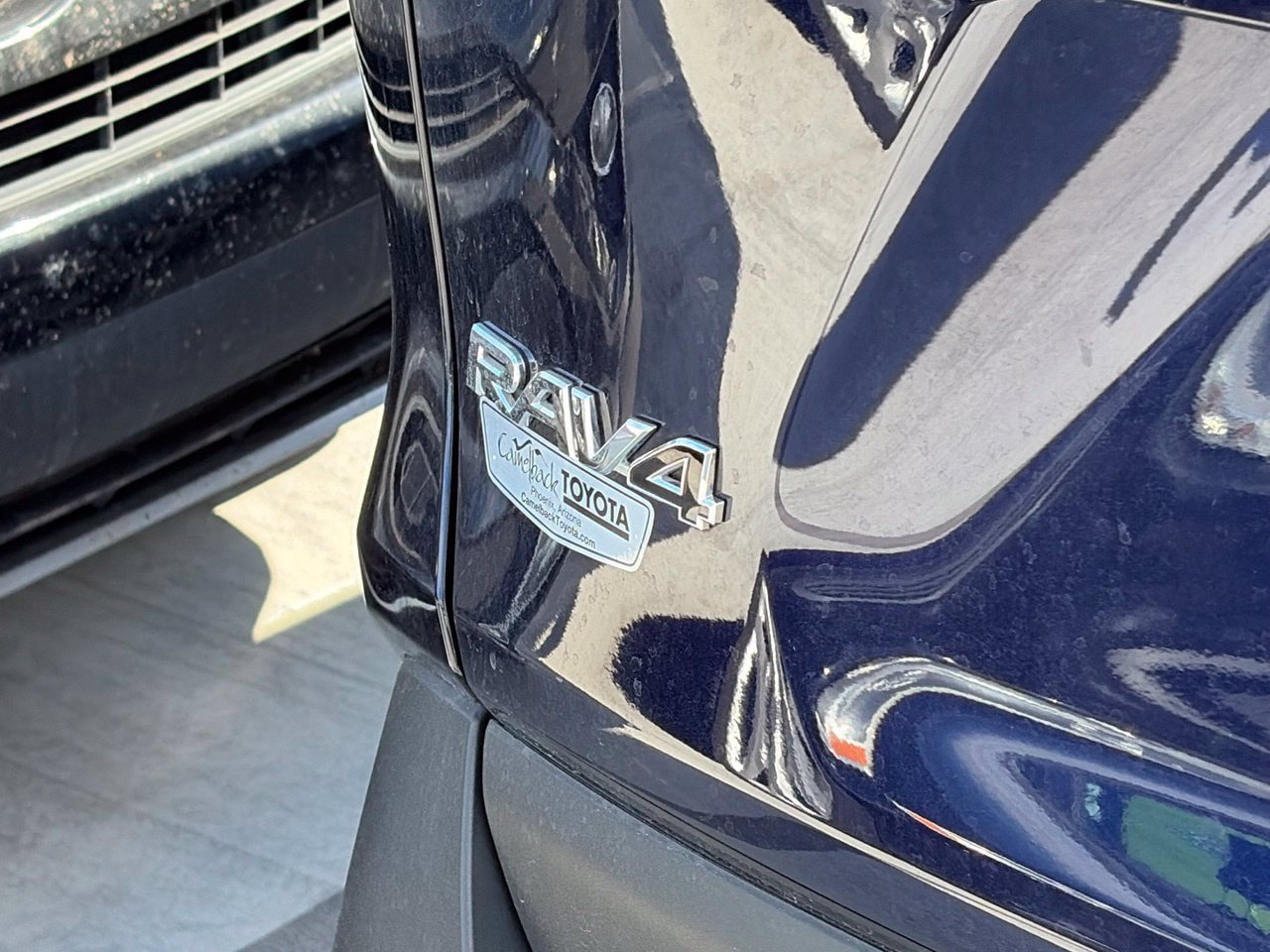 Used 2025 Toyota RAV4 XLE Premium w/ Weather Package FWD image 5