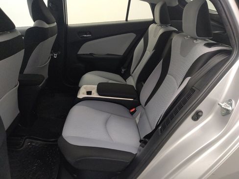 Used 2018 Toyota Prius Prime Plus w/ Protection Package image 18