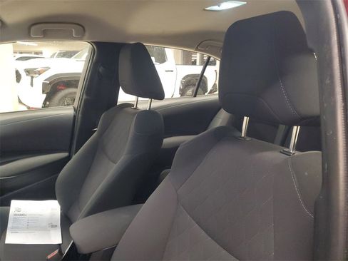 Used 2022 Toyota Corolla LE image 16