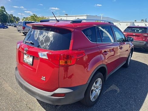 Used 2014 Toyota RAV4 LE AWD/4WD image 5