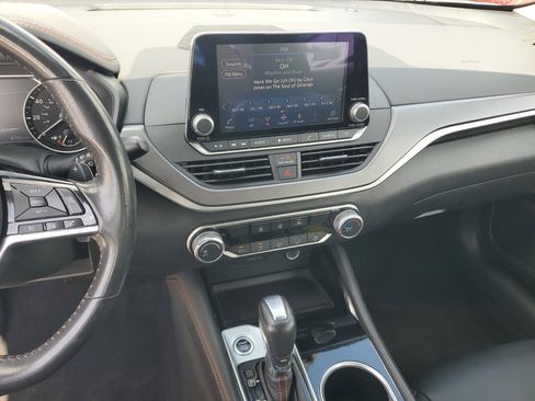 Certified 2024 Nissan Altima 2.5 SR FWD image 21