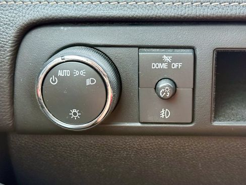 Used 2013 Cadillac Escalade ESV Platinum AWD/4WD image 24