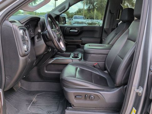 Used 2021 GMC Sierra 1500 SLT w/ SLT Premium Plus Package AWD/4WD image 19