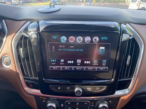 Used 2018 Chevrolet Traverse High Country w/ LPO, Cargo Package AWD/4WD image 33