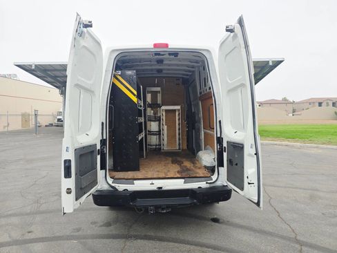 Used 2017 Nissan NV 2500 SV w/ Technology Package image 36