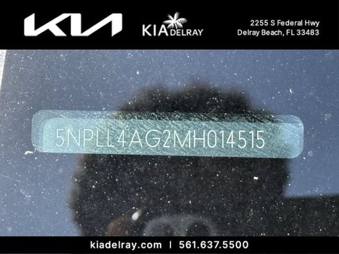 Used 2021 Hyundai Elantra SE FWD image 5