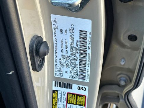 Used 2019 Toyota Tacoma TRD Sport w/ Exterior Package RWD image 28