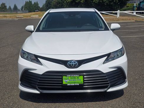 Used 2021 Toyota Camry LE w/ Cold Weather Package FWD image 8