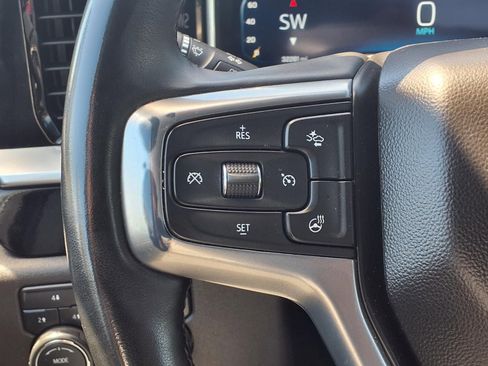 Used 2024 Chevrolet Silverado 2500 LT AWD/4WD image 14