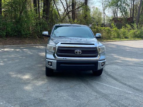 Used 2014 Toyota Tundra SR5 w/ SR5 Upgrade Package image 2