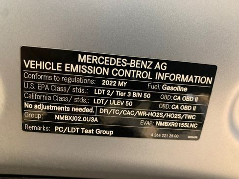 Used 2022 Mercedes-Benz GLC 300 4MATIC w/ AMG Line image 72