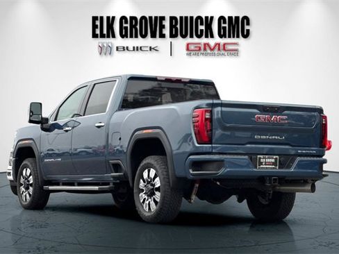 Used 2025 GMC Sierra 2500 Denali image 6
