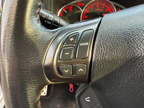Used 2011 Subaru Impreza WRX STI image 39