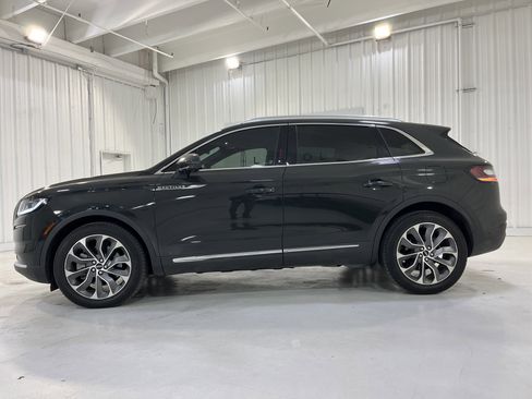 Used 2022 Lincoln Nautilus Reserve w/ Equipment Group 201A image 24