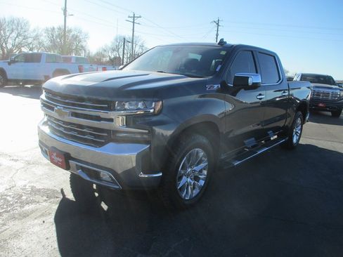 Used 2020 Chevrolet Silverado 1500 LTZ w/ LTZ Premium Package image 9