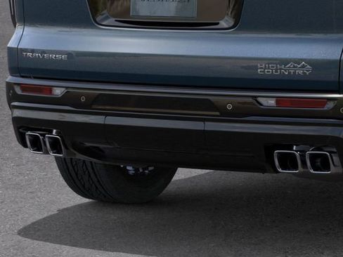 New 2026 Chevrolet Traverse High Country image 14